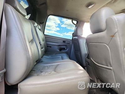 Zdjęcie 10 z 12 samochodu: 2005 CHEVROLET AVALANCHE K1500 VIN:3GNEK12Z05G152016 - miniatura