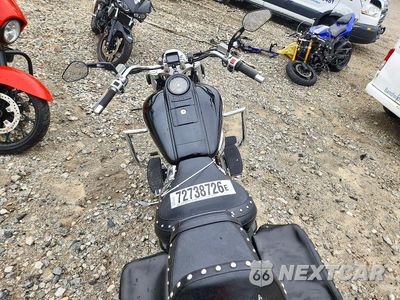 Zdjęcie 6 z 9 samochodu: 2005 SUZUKI C90 VIN:JS1VY52A852108065 - miniatura