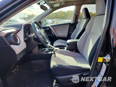 Zdjęcie 7 z 13 samochodu: 2016 TOYOTA RAV4 XLE VIN:2T3RFREV2GW480028 - miniatura