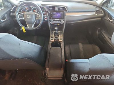 Zdjęcie 8 z 12 samochodu: 2018 HONDA CIVIC EX VIN:2HGFC1E33JH640311 - miniatura