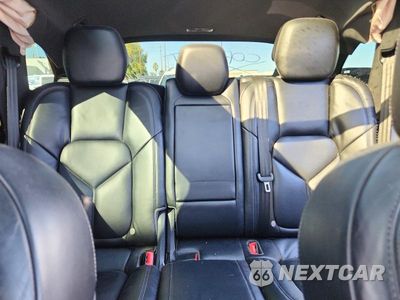 Zdjęcie 10 z 13 samochodu: 2018 PORSCHE CAYENNE VIN:WP1AA2A29JKA00144 - miniatura