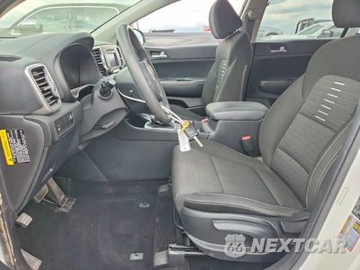 Zdjęcie 13 z 26 samochodu: 2018 KIA SPORTAGE LX VIN:KNDPMCAC4J7488729 - miniatura
