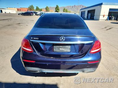 Zdjęcie 6 z 12 samochodu: 2017 MERCEDES-BENZ E 300 VIN:WDDZF4JB3HA162133 - miniatura