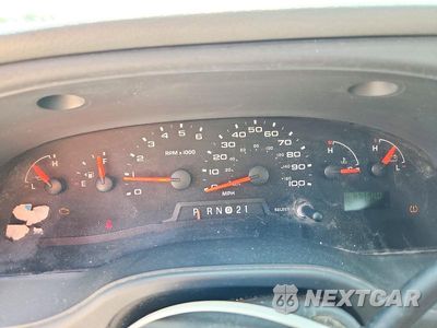 Zdjęcie 9 z 13 samochodu: 2008 FORD ECONOLINE E350 SUPER DUTY WAGON VIN:1FBSS31L68DB09066 - miniatura