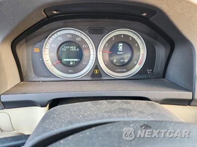 Zdjęcie 9 z 12 samochodu: 2013 VOLVO S60 T5 VIN:YV1612FH8D2198122 - miniatura