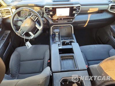 Zdjęcie 8 z 13 samochodu: 2024 TOYOTA TUNDRA CREWMAX SR5 VIN:5TFLA5EC8RX027445 - miniatura