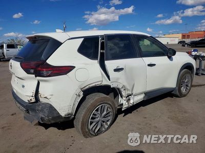 Trzecie zdjęcie samochodu z tyłu: 2021 NISSAN ROGUE S VIN:JN8AT3AA4MW005164 - miniatura