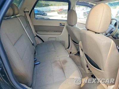 Zdjęcie 11 z 13 samochodu: 2009 FORD ESCAPE XLT VIN:1FMCU03719KB47340 - miniatura