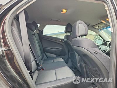 Zdjęcie 11 z 13 samochodu: 2018 HYUNDAI TUCSON SE VIN:KM8J2CA40JU819937 - miniatura