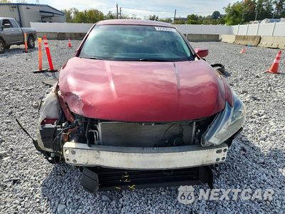 Piąte zdjęcie samochodu w środku: 2017 NISSAN ALTIMA 2.5 SR VIN:1N4AL3AP5HC167673 - miniatura