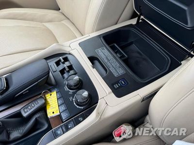 Zdjęcie 13 z 14 samochodu: 2016 LEXUS LX 570 VIN:JTJHY7AX3G4213685 - miniatura