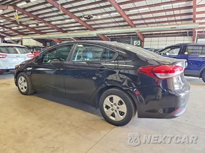 Drugie zdjęcie samochodu z przodu: 2018 KIA FORTE LX VIN:3KPFK4A72JE230784 - miniatura