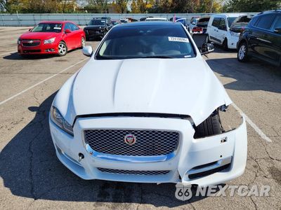 Piąte zdjęcie samochodu w środku: 2018 JAGUAR XJL PORTFOLIO VIN:SAJWJ2GD6J8W15183 - miniatura