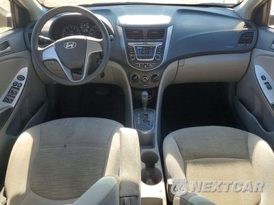 Zdjęcie 8 z 12 samochodu: 2017 HYUNDAI ACCENT SE VIN:KMHCT4AE3HU267610 - miniatura