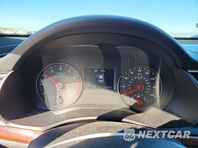Zdjęcie 9 z 12 samochodu: 2017 KIA CADENZA PREMIUM VIN:KNALB4J17H5067597 - miniatura