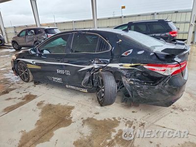 Drugie zdjęcie samochodu z przodu: 2020 TOYOTA CAMRY SE VIN:4T1G11AK2LU946546 - miniatura