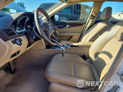 Zdjęcie 7 z 12 samochodu: 2009 MERCEDES-BENZ C 300 4MATIC VIN:WDDGF81X79R064509 - miniatura