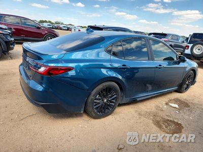 Trzecie zdjęcie samochodu z tyłu: 2025 TOYOTA CAMRY SE VIN:4T1DAACK5SU062261 - miniatura
