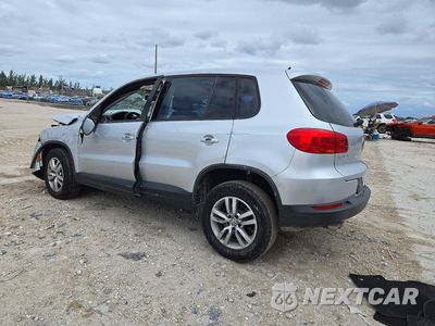Drugie zdjęcie samochodu z przodu: 2014 VOLKSWAGEN TIGUAN S VIN:WVGAV3AXXEW522900 - miniatura