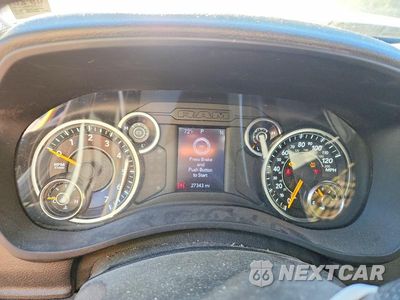 Zdjęcie 9 z 12 samochodu: 2021 RAM 2500 TRADESMAN VIN:3C6UR5HJ6MG545789 - miniatura