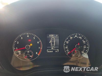 Zdjęcie 9 z 12 samochodu: 2014 VOLKSWAGEN PASSAT SE VIN:1VWBP7A30EC013422 - miniatura