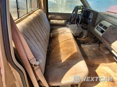 Zdjęcie 10 z 12 samochodu: 1990 CHEVROLET GMT-400 K1500 VIN:1GCDK14K4LE155672 - miniatura