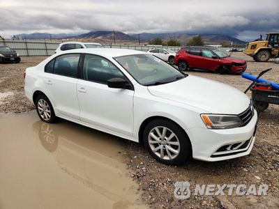 Czwarte zdjęcie samochodu z boku: 2015 VOLKSWAGEN JETTA SE VIN:3VWD17AJ4FM269796 - miniatura