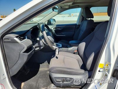 Zdjęcie 7 z 14 samochodu: 2019 TOYOTA RAV4 HYBRID XLE VIN:2T3RWRFV7KW030012 - miniatura