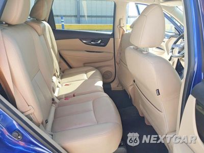Zdjęcie 11 z 13 samochodu: 2018 NISSAN ROGUE SL VIN:JN8AT2MT3JW490240 - miniatura