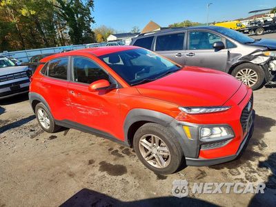 Czwarte zdjęcie samochodu z boku: 2019 HYUNDAI KONA SE VIN:KM8K12AA8KU285398 - miniatura