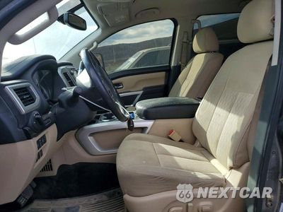 Zdjęcie 7 z 12 samochodu: 2016 NISSAN TITAN XD SV VIN:1N6BA1F25GN502047 - miniatura