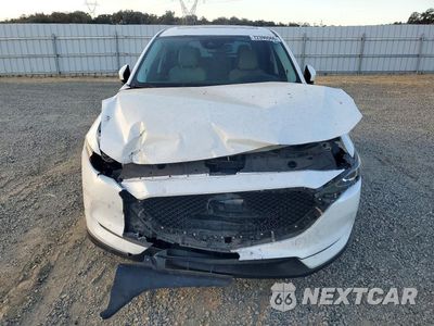 Piąte zdjęcie samochodu w środku: 2019 MAZDA CX-5 TOURING VIN:JM3KFACM9K0665453 - miniatura