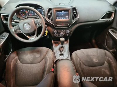Zdjęcie 8 z 13 samochodu: 2019 JEEP CHEROKEE LATITUDE VIN:1C4PJLCX9KD272287 - miniatura