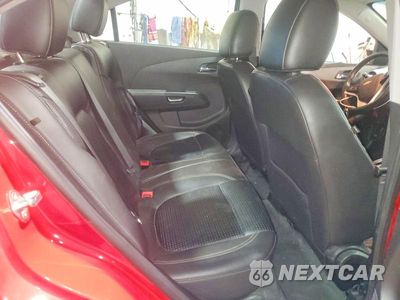 Zdjęcie 10 z 12 samochodu: 2020 CHEVROLET SONIC PREMIER VIN:1G1JF5SB4L4111543 - miniatura