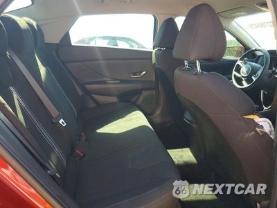 Zdjęcie 10 z 12 samochodu: 2023 HYUNDAI ELANTRA SEL VIN:KMHLM4AG8PU570444 - miniatura