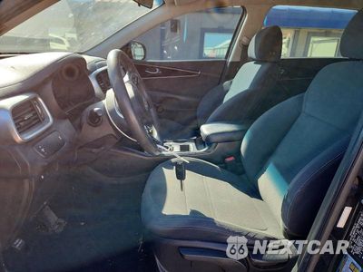Zdjęcie 7 z 13 samochodu: 2019 KIA SORENTO L VIN:5XYPG4A35KG566100 - miniatura