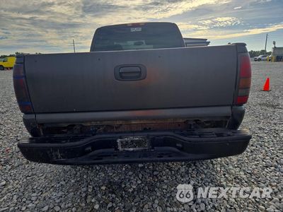 Zdjęcie 6 z 12 samochodu: 2005 GMC NEW SIERRA C1500 VIN:1GTEC19X15Z211505 - miniatura
