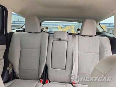 Zdjęcie 10 z 13 samochodu: 2018 FORD ESCAPE SE VIN:1FMCU0GDXJUC95219 - miniatura