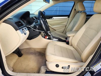 Zdjęcie 7 z 12 samochodu: 2012 VOLKSWAGEN PASSAT SE VIN:1VWBP7A34CC032598 - miniatura