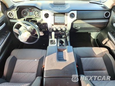 Zdjęcie 8 z 12 samochodu: 2017 TOYOTA TUNDRA SR5 VIN:5TFDW5F13HX662610 - miniatura