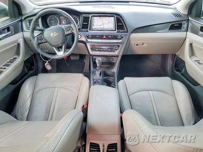 Zdjęcie 8 z 12 samochodu: 2018 HYUNDAI SONATA LIMITED VIN:5NPE34AFXJH690755 - miniatura