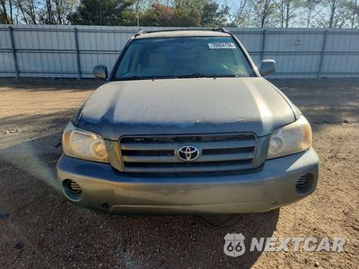 Piąte zdjęcie samochodu w środku: 2005 TOYOTA HIGHLANDER BASE VIN:JTEEP21A150109722 - miniatura