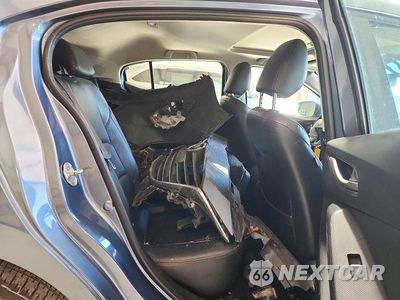 Zdjęcie 10 z 12 samochodu: 2016 MAZDA 3 GRAND TOURING VIN:3MZBM1N77GM315018 - miniatura