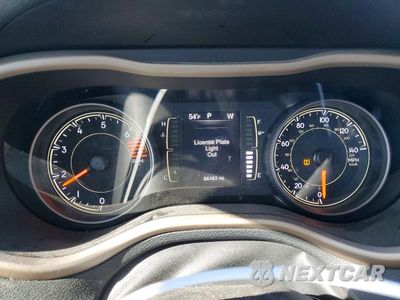Zdjęcie 9 z 13 samochodu: 2018 JEEP CHEROKEE LATITUDE VIN:1C4PJLCB2JD565001 - miniatura