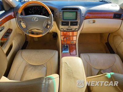 Zdjęcie 8 z 12 samochodu: 2006 LEXUS LS 430 VIN:JTHBN36F165053484 - miniatura