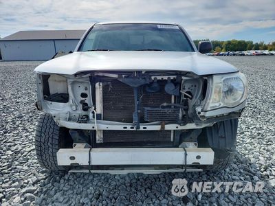 Piąte zdjęcie samochodu w środku: 2005 TOYOTA TACOMA ACCESS CAB VIN:5TEUU42N75Z076313 - miniatura