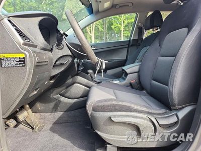 Zdjęcie 7 z 13 samochodu: 2018 HYUNDAI TUCSON SE VIN:KM8J23A42JU755187 - miniatura