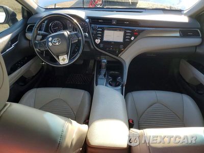Zdjęcie 8 z 12 samochodu: 2020 TOYOTA CAMRY SE VIN:4T1G11AK5LU919969 - miniatura