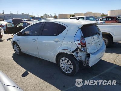 Drugie zdjęcie samochodu z przodu: 2013 TOYOTA PRIUS C ONE VIN:JTDKDTB31D1541712 - miniatura
