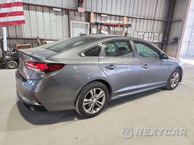 Trzecie zdjęcie samochodu z tyłu: 2018 HYUNDAI SONATA SEL VIN:5NPE34AF4JH651434 - miniatura